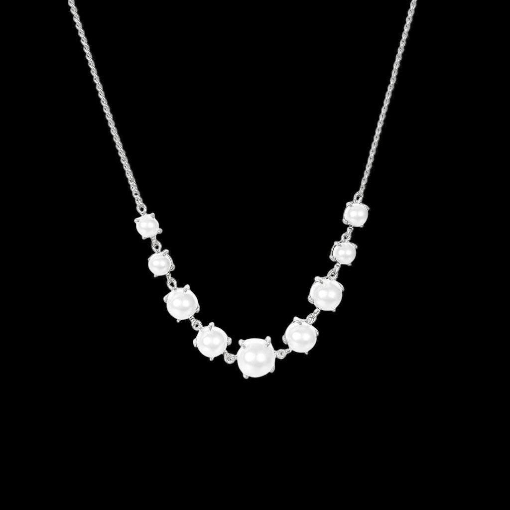 Claw Pearl Necklace