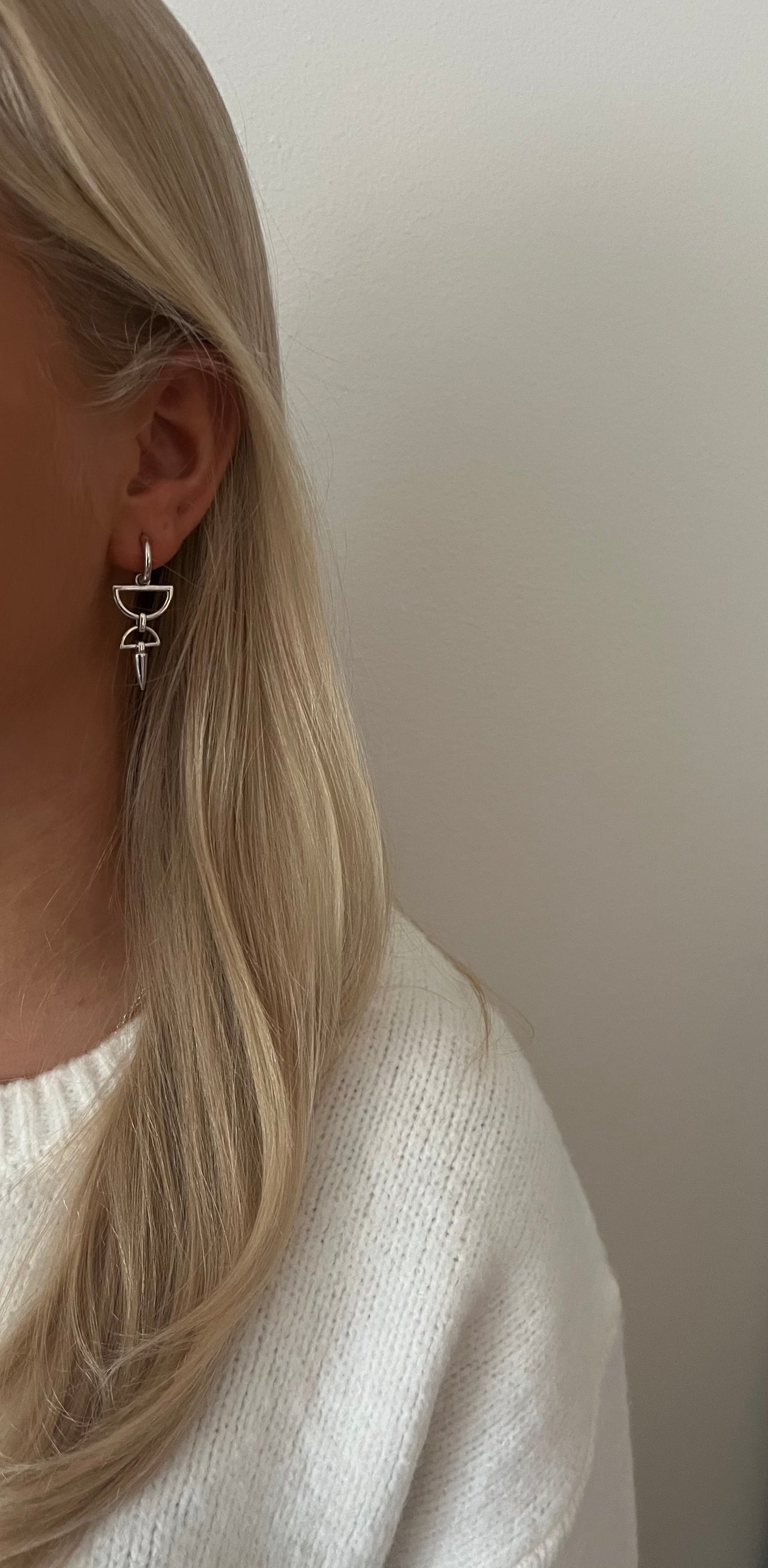 Hourglass Earring